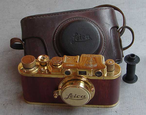 leica-gold-wood-afrika_01.jpg