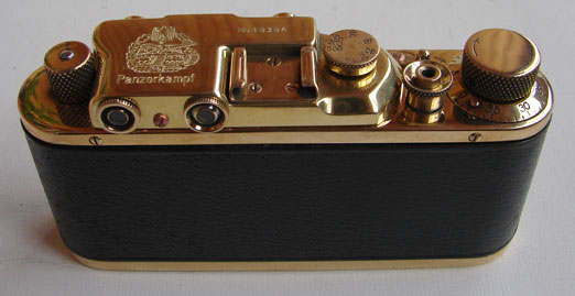 leica-panzer-gold_03.jpg