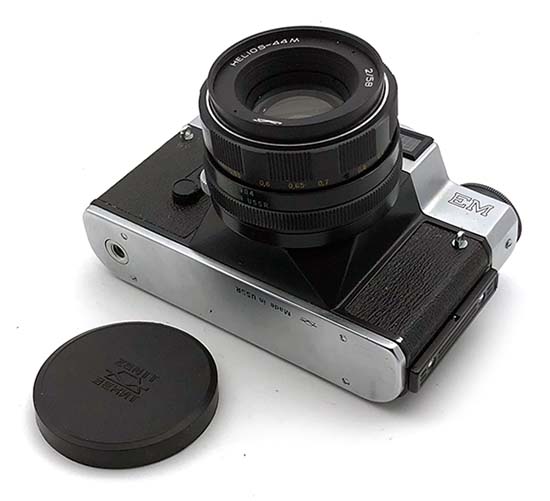 Zenit EM & Helios 44M フィルムカメラ KMZ Zenit-EM & Helios-44M - Overview and How To Use - YouTube