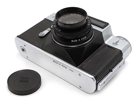Rare Soviet Zenit-E Moscow 1980 KMZ 35mm SLR camera with Industar